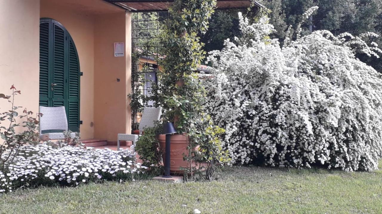 Casa Vacanze Casa Italia Lamporecchio Exterior photo